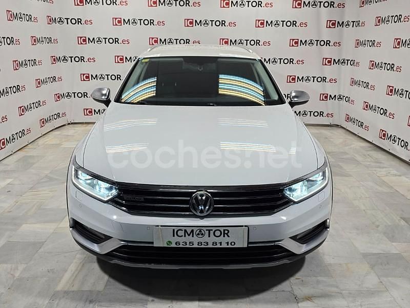 Usado VW Passat Alltrack 150 CV (110 kW) 2016 Blanco Familiar