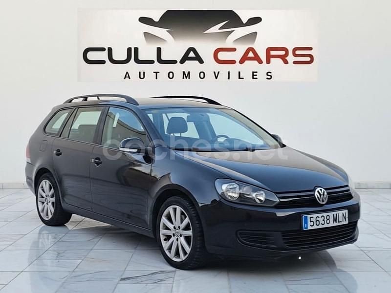 Negro Usado 2014 VW Golf VII Advance Familiar | 8499 € (Buen precio) - Imagen 1/4