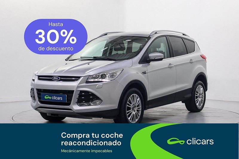 Usado Ford Kuga Titanium 140 CV (102 kW) 2015 Gris SUV