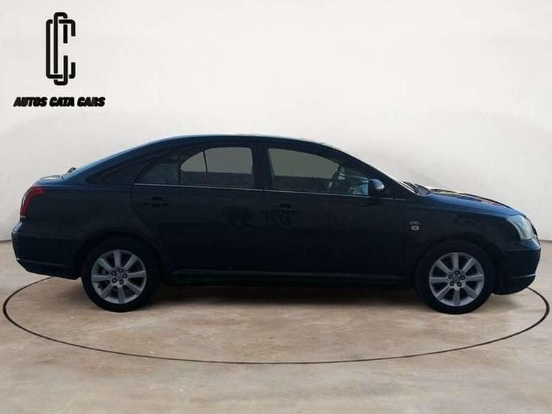 Usado Toyota Avensis Sol 116 CV (85 kW) 2003 Negro Berlina