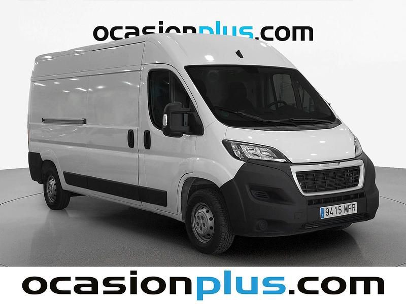 Usado Peugeot Boxer S 140 CV (102 kW) 2023 Blanco Van