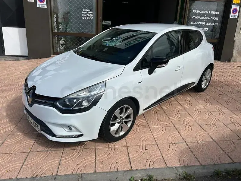 Usado Renault Clio IV Life 75 CV (55 kW) 2018 Blanco Berlina