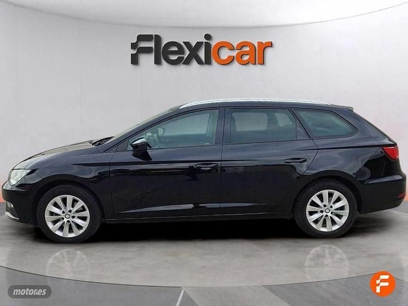 Usado Seat Leon ST Style 115 CV (84 kW) 2019 Negro Familiar