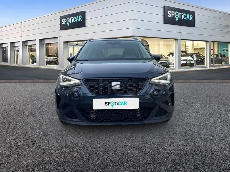 Usado Seat Arona Style 115 CV (84 kW) 2025 Gris / plata SUV