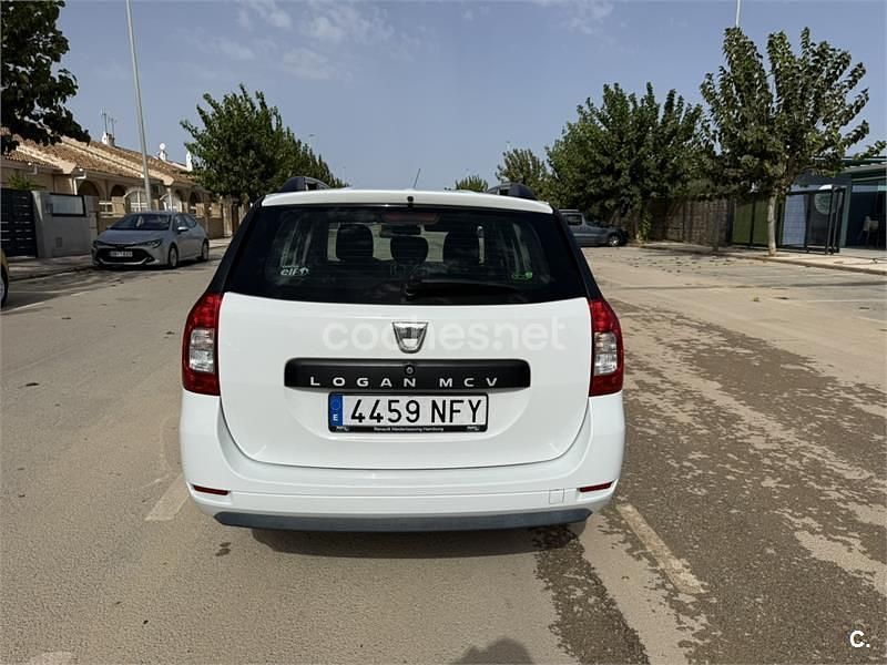 Blanco Usado 2015 Dacia Logan MCV Lauréate Familiar | 5700 € (Precio justo) - Imagen 1/3