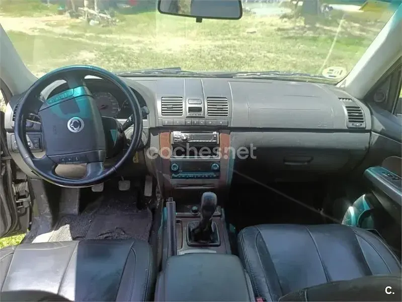 Usado SsangYong Rexton 165 CV (121 kW) 2006 Negro SUV