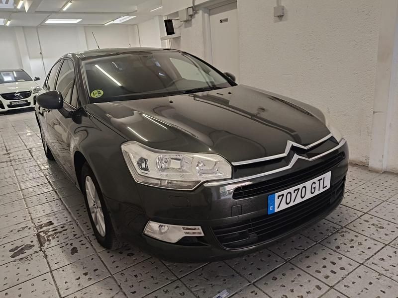 Usado Citroën C5 109 CV (80 kW) 2010 Verde Berlina