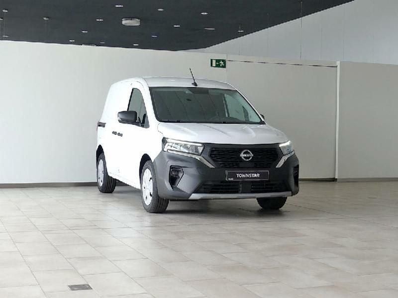 Usado Nissan Townstar Comfort 95 kW (130 CV) 2022 Blanco mineral s?lido Van
