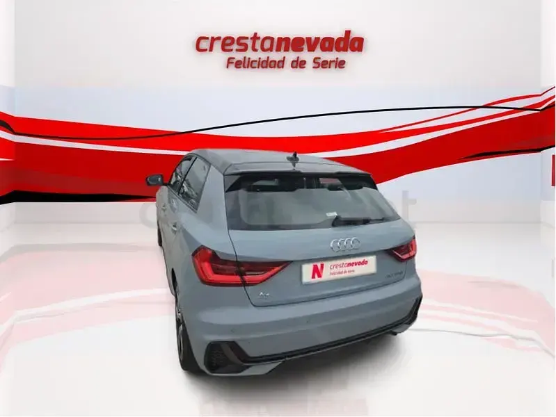 Usado Audi A1 Sportback Premium 110 CV (80 kW) 2023 Gris / plata Utilitario