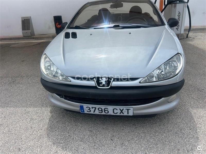 Gris / plata Usado 2004 Peugeot 206 Berlina | 2700 € (Precio justo) - Imagen 1/4