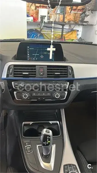 Usado BMW 118 150 CV (110 kW) 2019 Azul Utilitario