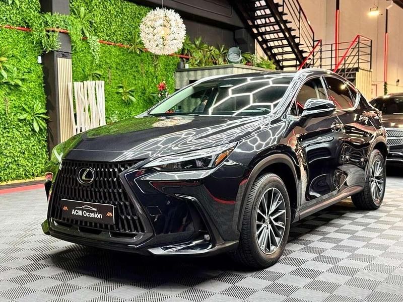 Negro Usado 2022 Lexus NX350h Luxury Line SUV | 38.990 € (Buen precio) - Imagen 1/4