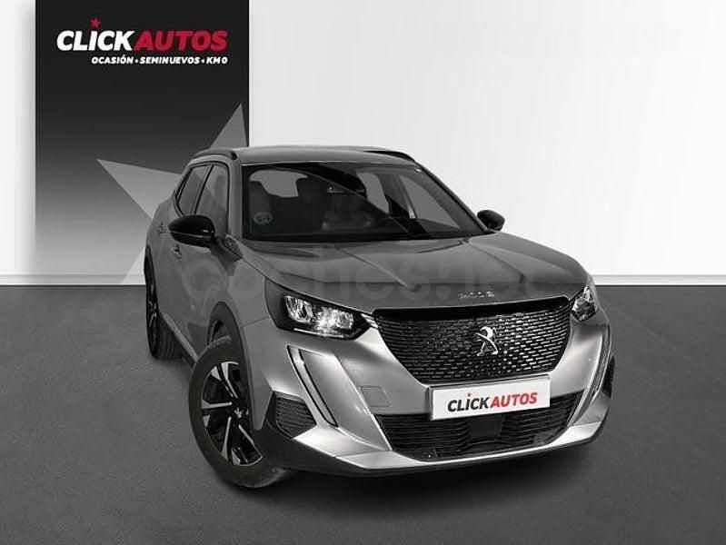 Usado Peugeot 2008 Allure 100 CV (73 kW) 2023 Gris SUV