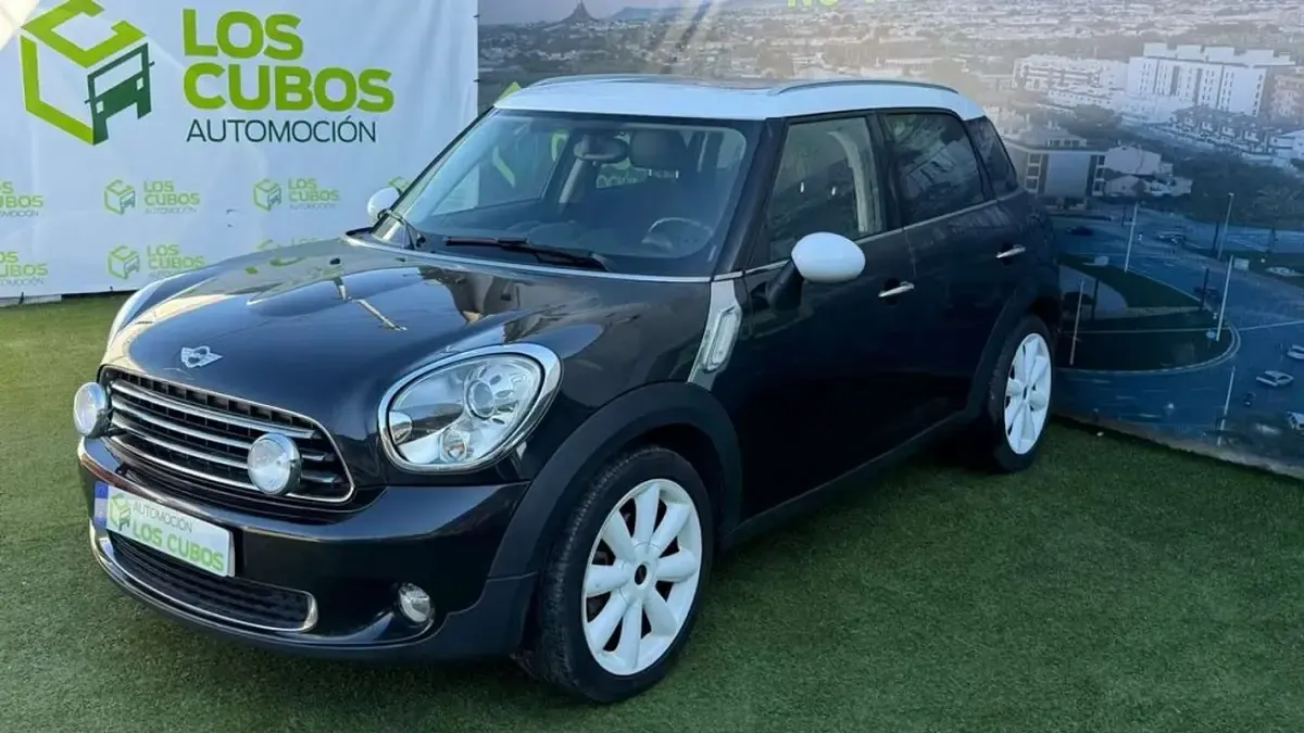 Usado Mini Cooper Countryman 122 CV (89 kW) 2011 Negro SUV