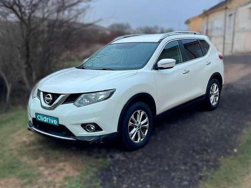 Usado Nissan X-Trail Acenta 131 HP (96 kW) 2015 Branco SUV