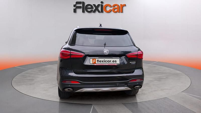 Usado MG HS Comfort 258 CV (189 kW) 2023 Negro SUV