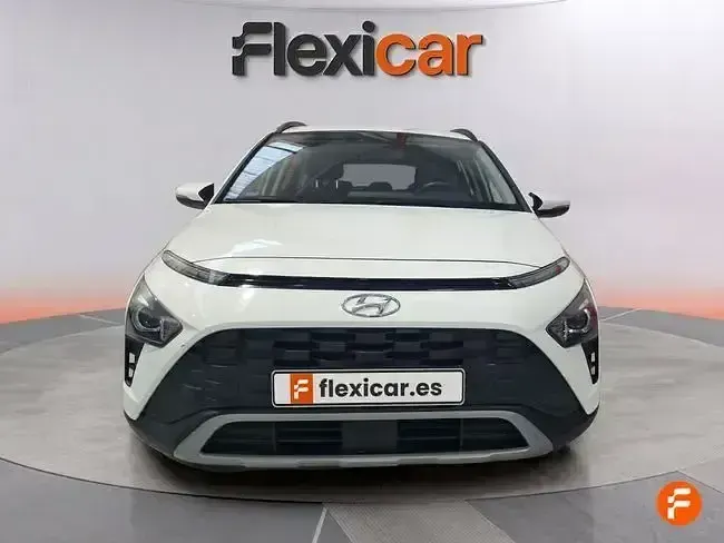 Begagnad Hyundai Bayon 84 HK (61 kW) 2023 Vit SUV