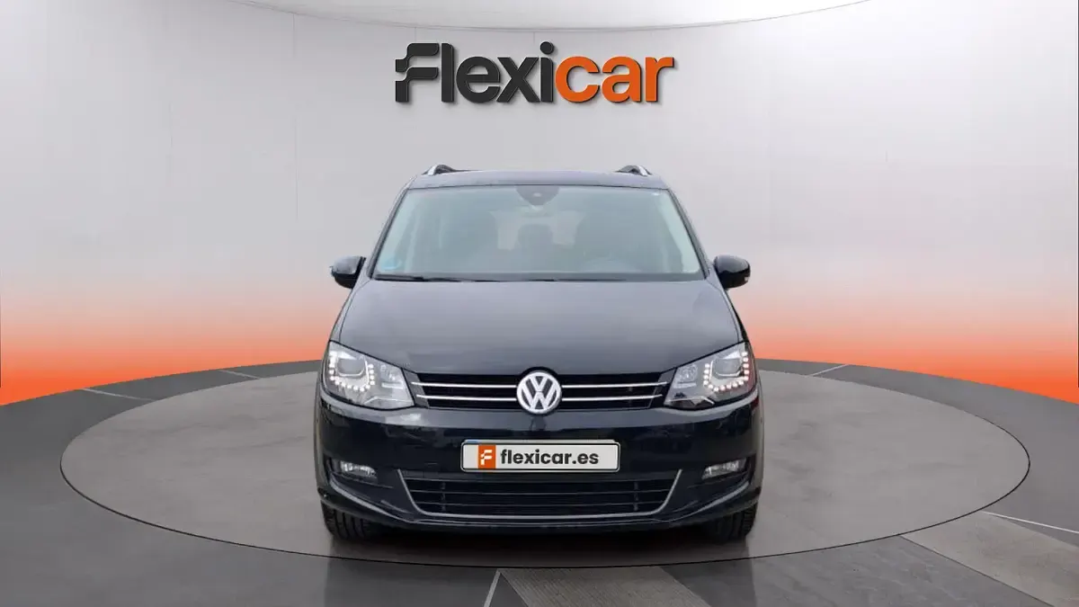 Usado VW Sharan Advance 150 CV (110 kW) 2021 Negro Monovolumen