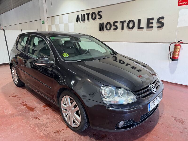 Negro Usado 2006 VW Golf V Sportline | 6250 € (Buen precio) - Imagen 1/4