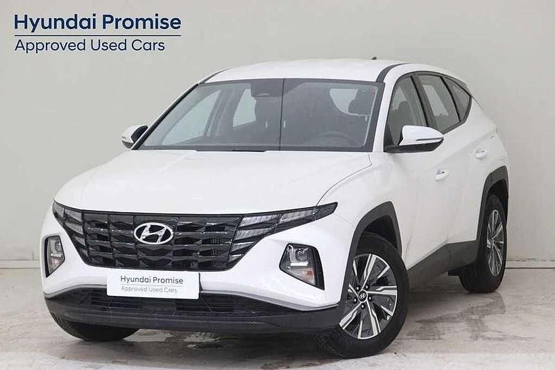 Atlas white Usado 2023 Hyundai Tucson SUV | 25.400 € (Precio justo) - Imagen 1/4