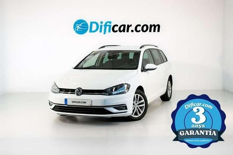 Usado VW Golf VII Sport 151 CV (111 kW) 2017 Amarillo Familiar