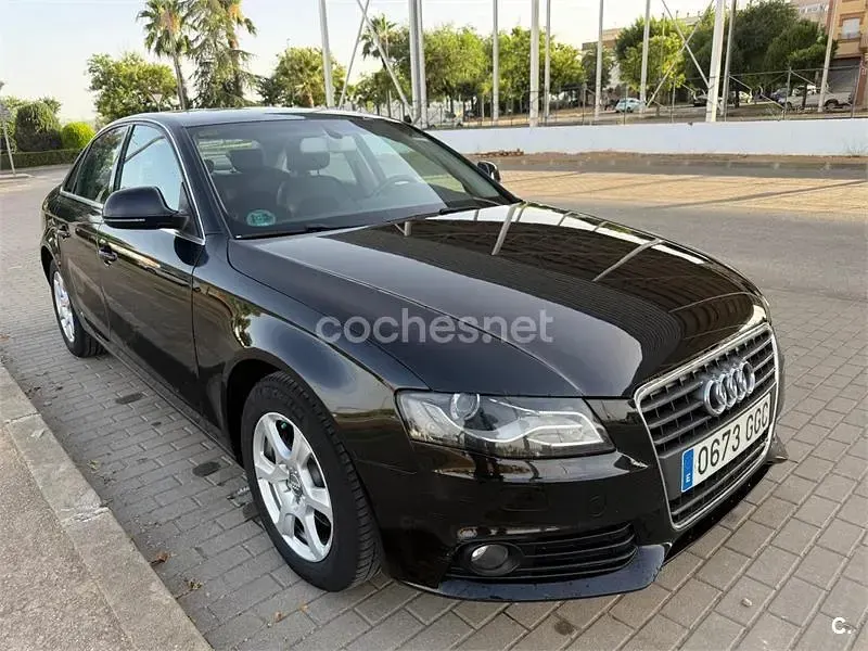 Usado Audi A4 160 CV (117 kW) 2008 Negro Berlina
