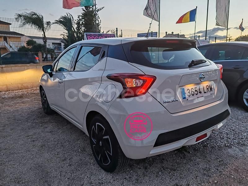 Usado Nissan Micra Acenta 92 CV (67 kW) 2021 Beige Utilitario