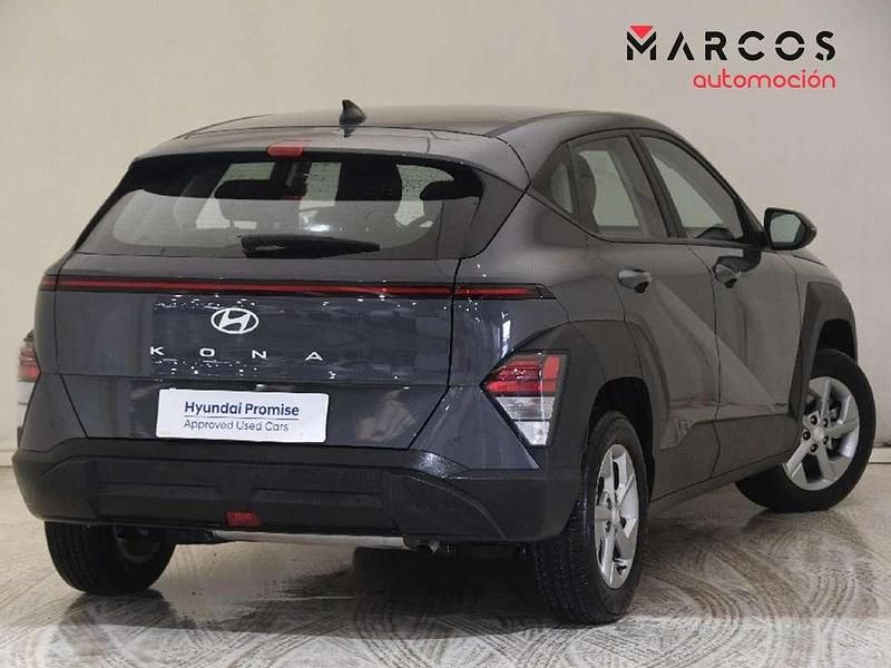 Usado Hyundai Kona 129 CV (94 kW) 2025 Gris SUV