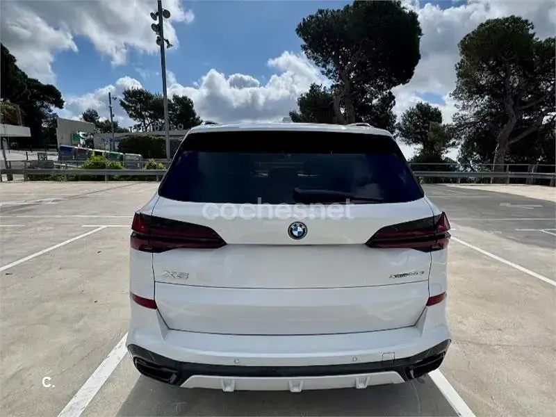 Usado BMW X5 Comfort Edition 489 CV (359 kW) 2023 Blanco SUV