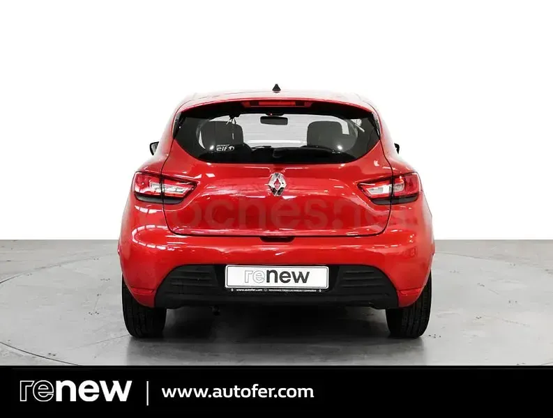 Usado Renault Clio IV Life 75 CV (55 kW) 2016 Blanco Berlina