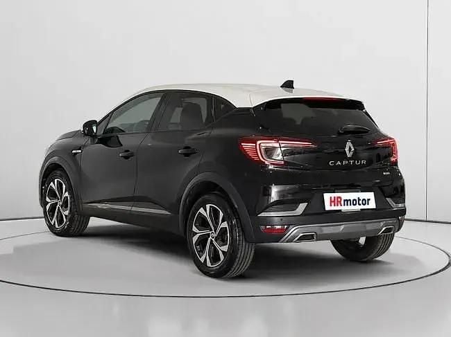 Usado Renault Captur Evolution 140 HP (102 kW) 2022 Preto SUV