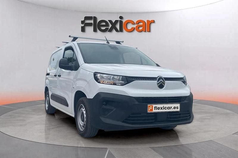 Blanco Usado 2024 Citroën Berlingo Feel Monovolumen | 17.690 € (Precio justo) - Imagen 1/4