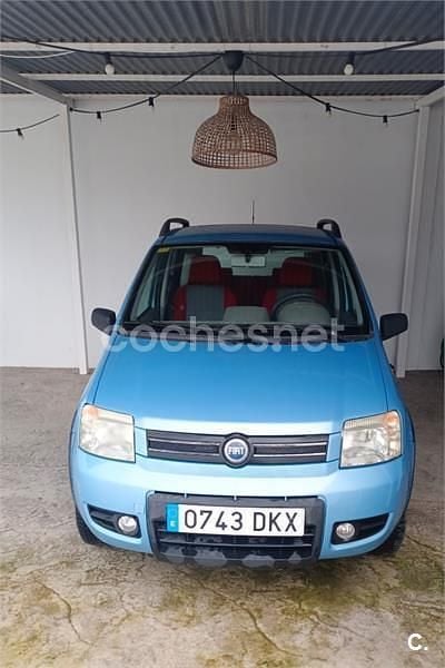 Usado Fiat Panda 4x4 Climbing 60 CV (44 kW) 2005 Azul Utilitario