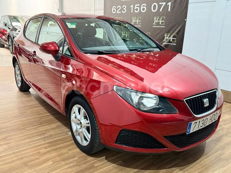 Granate Usado 2012 Seat Ibiza Reference Berlina | 6990 € (Precio justo) - Imagen 1/4
