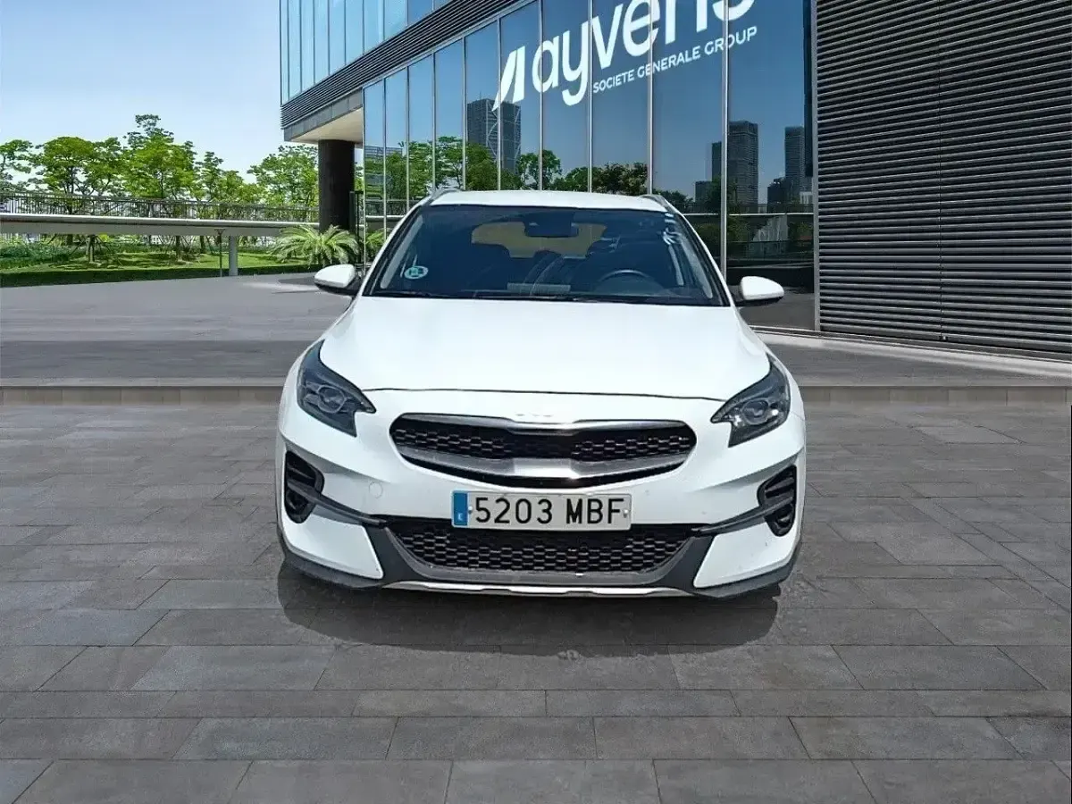 Usado Kia XCeed 120 CV (88 kW) 2022 Blanco SUV
