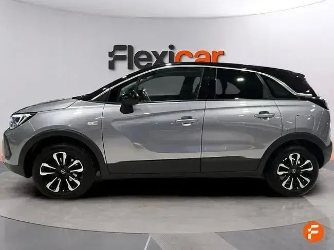 Usado Opel Crossland Elegance 130 CV (95 kW) 2024 Gris SUV