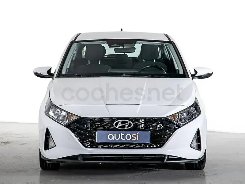 Usado Hyundai i20 100 CV (73 kW) 2022 Blanco Utilitario