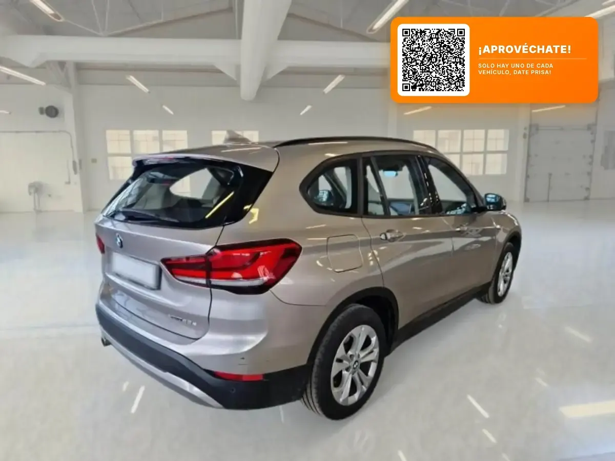 Usado BMW X1 220 CV (161 kW) 2021 Gris / plata SUV
