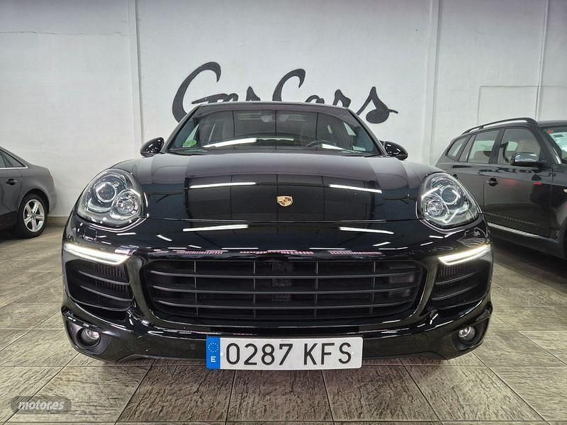 Negro Usado 2017 Porsche Cayenne Platinum Edition SUV | 37.995 € (Precio justo) - Imagen 1/4