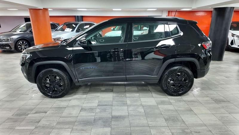 Usado Jeep Compass Limited 190 CV (139 kW) 2024 Negro SUV