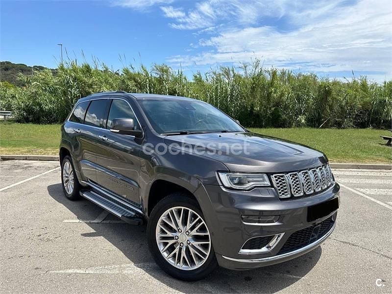 Gris / plata Usado 2018 Jeep Grand Cherokee Summit SUV | 25.000 € (Precio justo) - Imagen 1/4