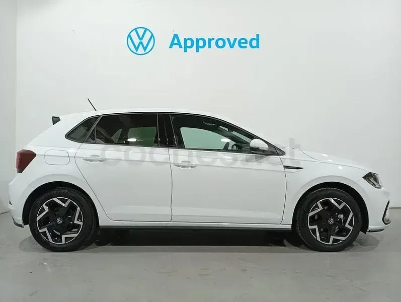 Usado VW Polo R-line 95 CV (69 kW) 2026 Blanco Utilitario