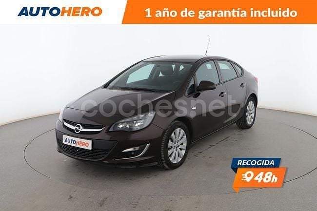 Marrón Usado 2014 Opel Astra Excellence Berlina | 7999 € (Buen precio) - Imagen 1/3