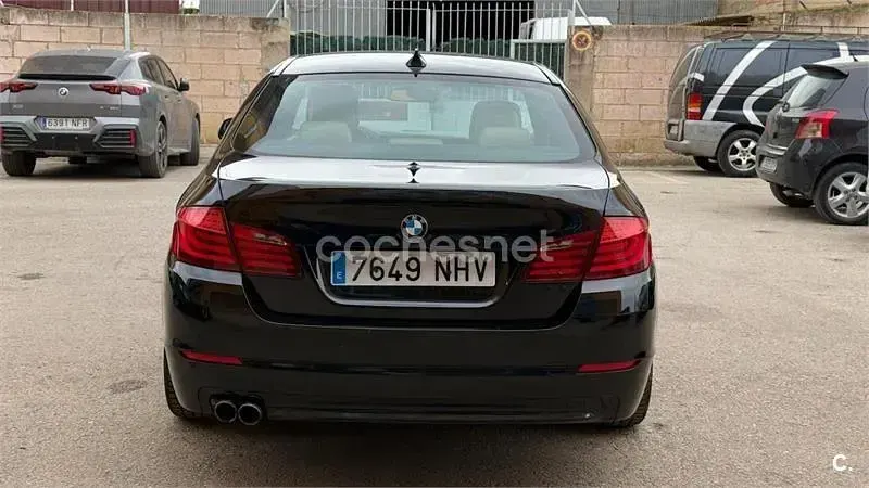 Usado BMW 528 258 CV (189 kW) 2012 Negro Berlina