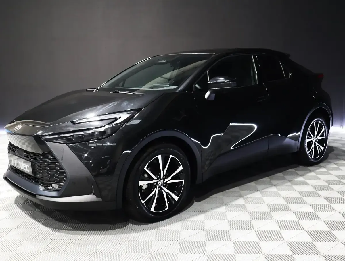 Usado Toyota C-HR Advance 140 CV (102 kW) 2025 Negro SUV