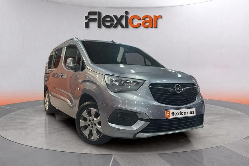Usado Opel Combo Elegance 131 CV (96 kW) 2021 Gris Monovolumen