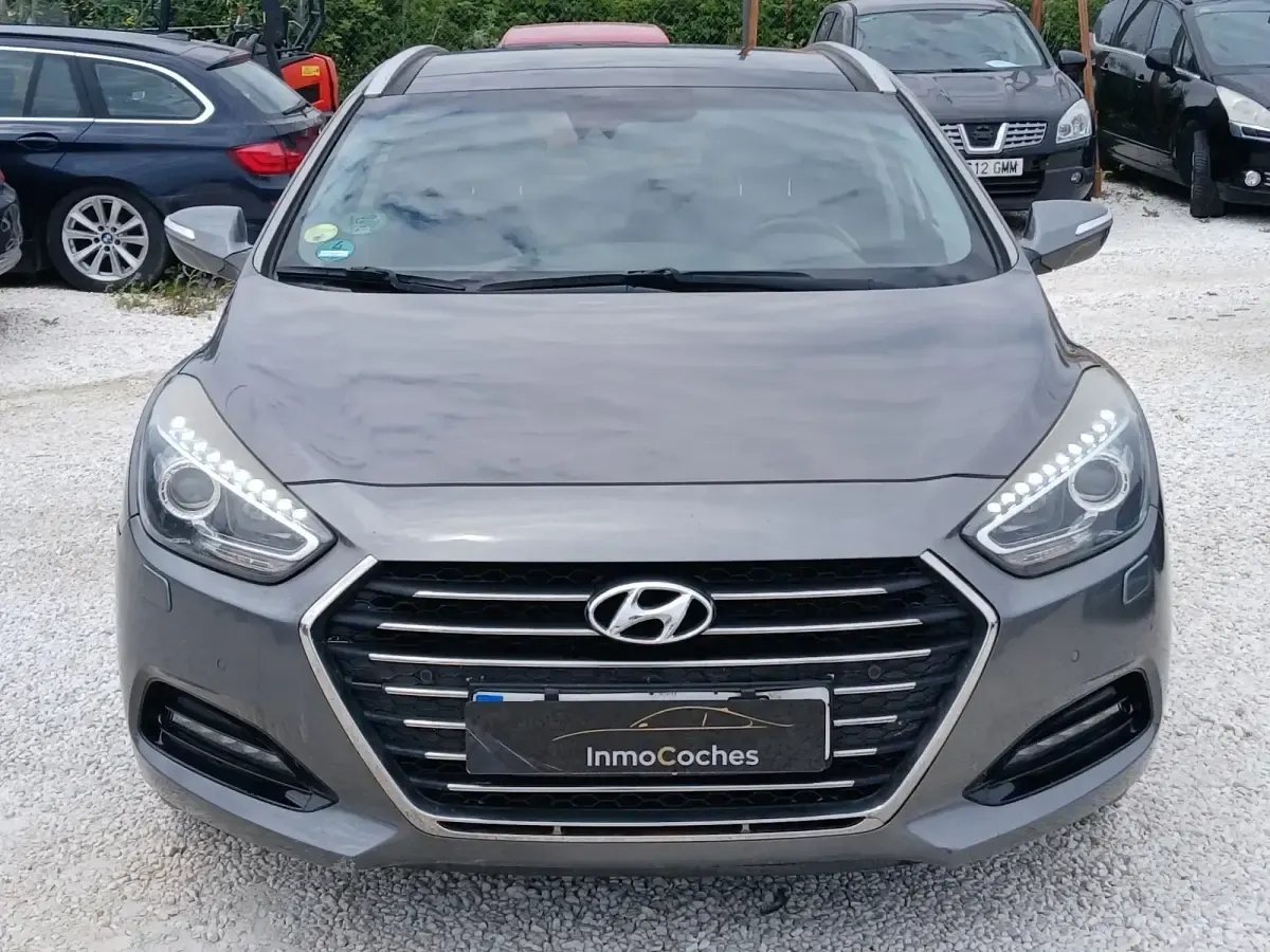 Usado Hyundai i40 141 CV (103 kW) 2015 Gris Familiar