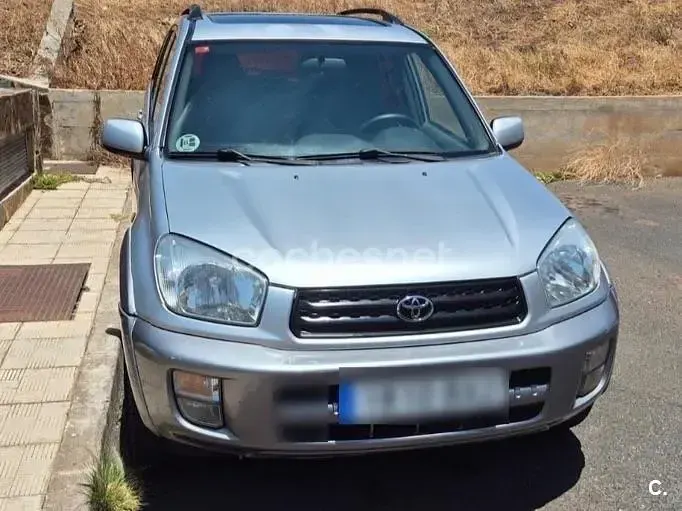 Usado Toyota RAV4 Luna 150 CV (110 kW) 2002 Gris / plata SUV