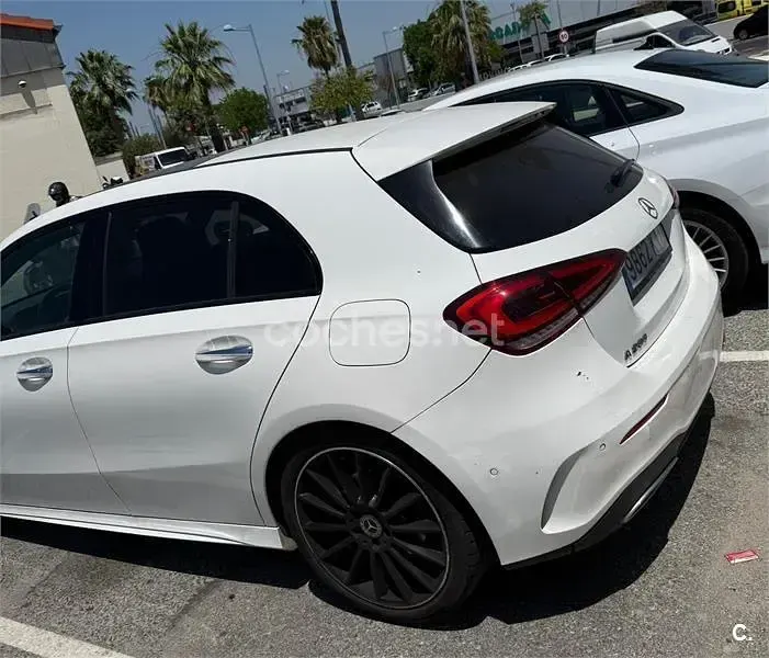Usado Mercedes A200 156 CV (114 kW) 2019 Blanco Berlina