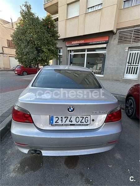 Usado BMW 525 163 CV (119 kW) 2004 Gris / plata Berlina